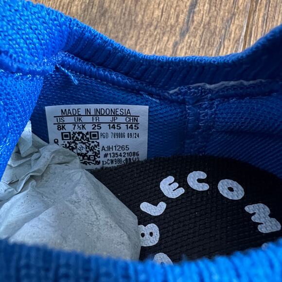 Adidas Toddler Boy's Fashion Sneakers  Bubble comfy Slip. Sz 8 - Picture 7 of 7